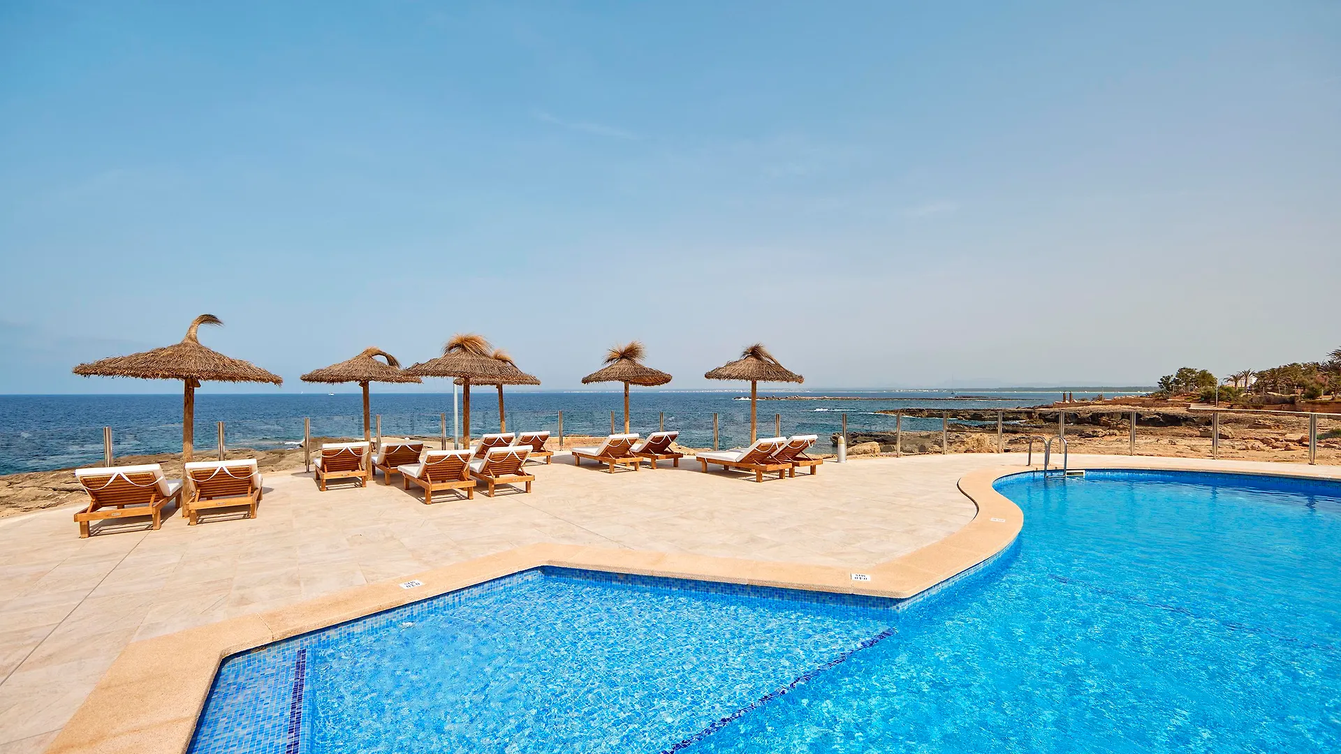 Universal Hotel Cabo Blanco - Adults Only Colonia de Sant Jordi 4*,  Spanje